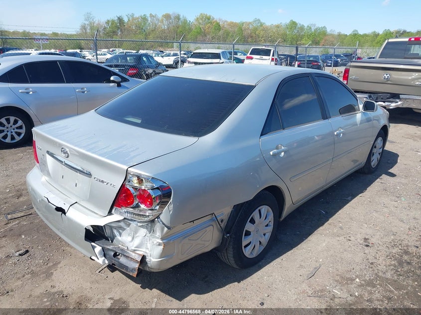 2005 Toyota Camry Le