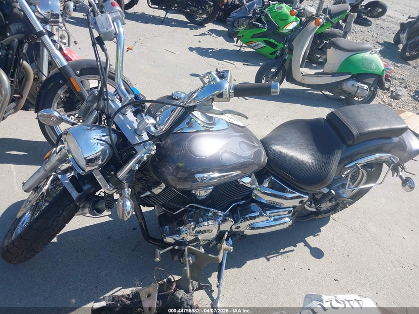 2005 Yamaha Xvs1100 A VIN: JYAVP11EX5A066683 Lot: 44796582