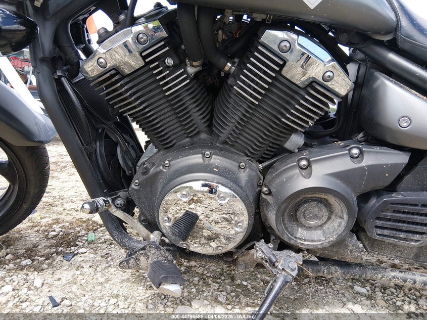 2014 Yamaha Xvs1300 Cu VIN: JYAVP33E4EA010795 Lot: 44796585