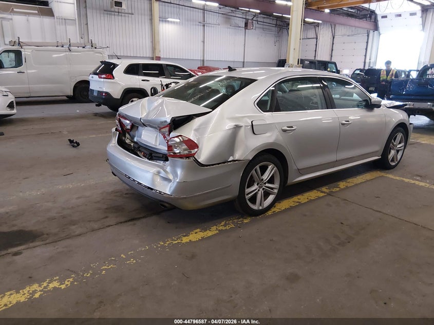 2013 Volkswagen Passat 3.6L V6 Sel Premium