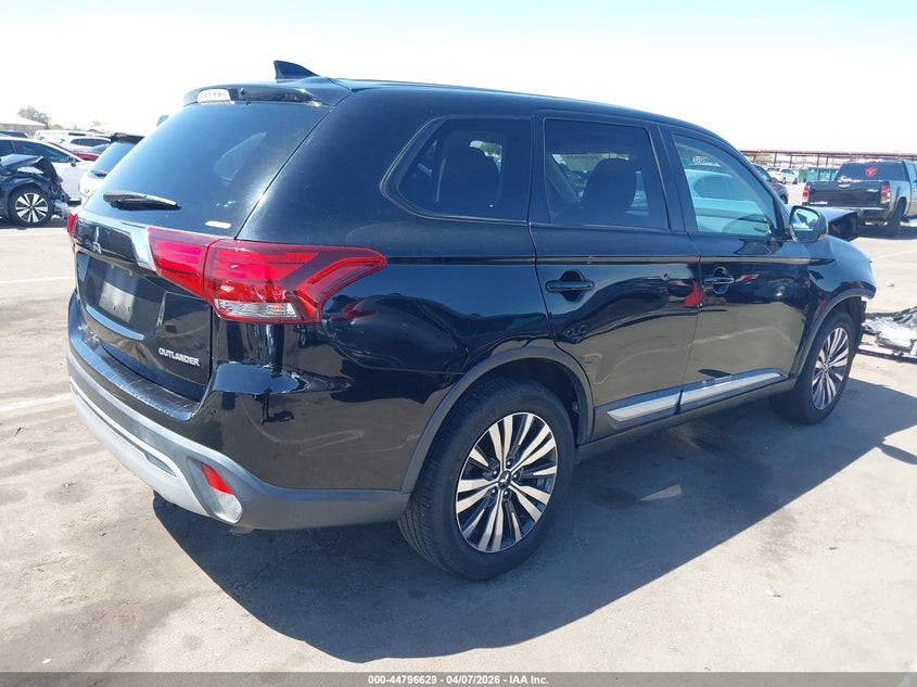 2019 Mitsubishi Outlander Es