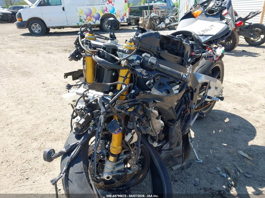 2024 Yamaha Yzfr1M VIN: JYARN67E7RA000772 Lot: 44796678