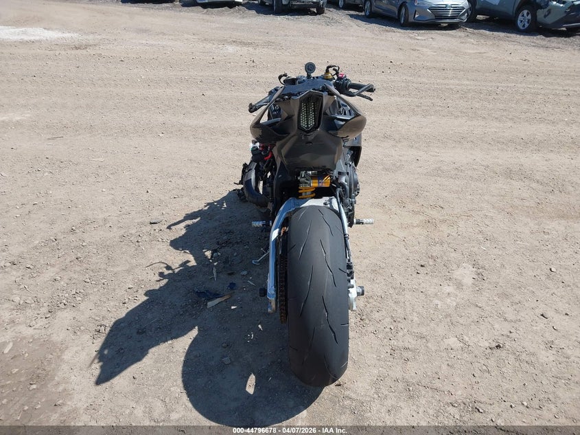 2024 Yamaha Yzfr1M VIN: JYARN67E7RA000772 Lot: 44796678