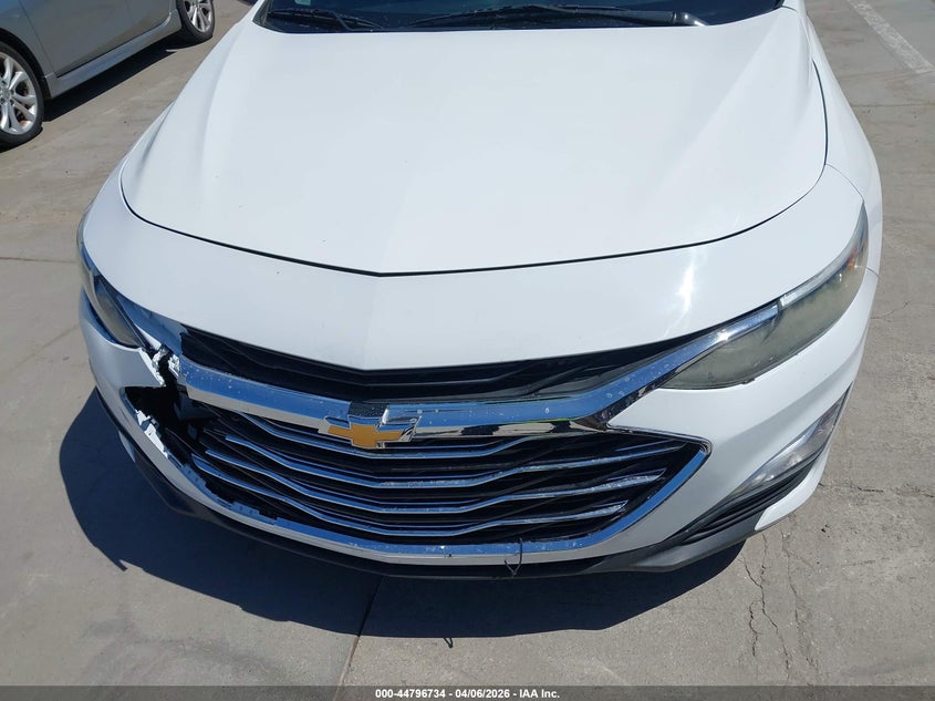 VIN 1G1ZB5STXKF136439 2019 CHEVROLET MALIBU 1LS