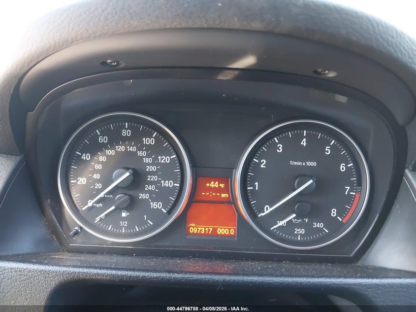 2013 BMW X1 xDrive35I VIN: WBAVM5C50DVL63757 Lot: 44796758