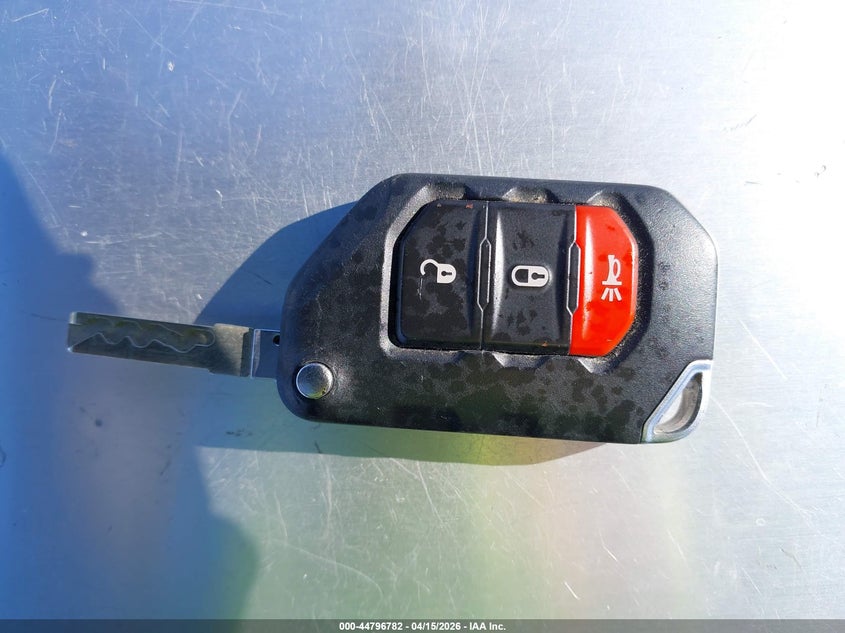 2020 Jeep Wrangler Unlimited Sahara 4X4 VIN: 1C4HJXEG8LW170638 Lot: 44796782