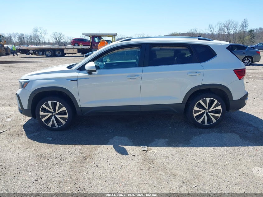 2022 Volkswagen Taos 1.5T Se VIN: 3VVTX7B27NM012359 Lot: 44796870