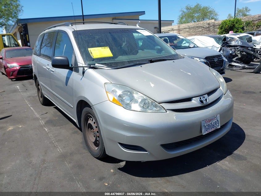 2009 Toyota Sienna Le