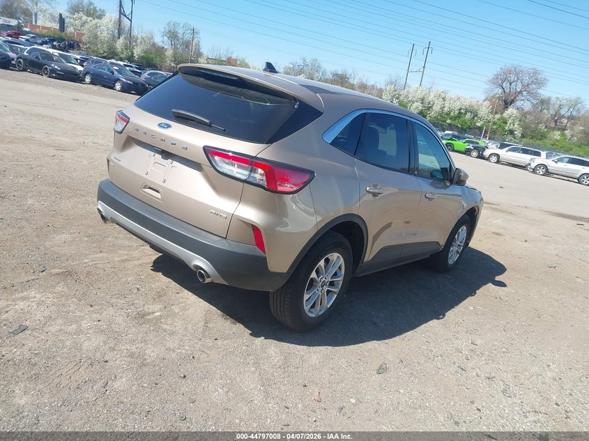 2021 Ford Escape Se