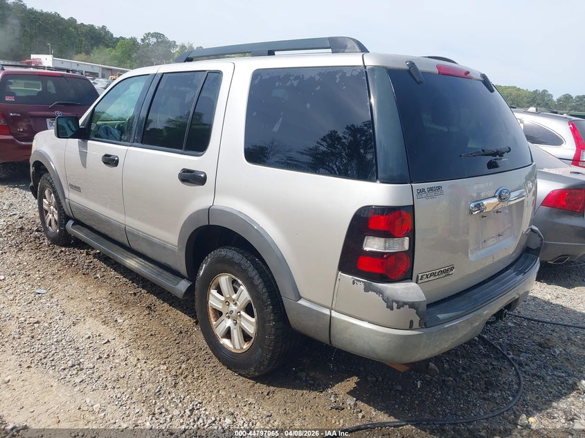 2006 Ford Explorer Xlt