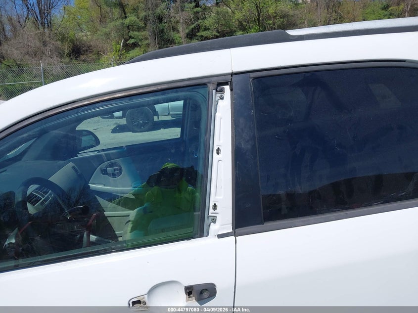 2005 Chevrolet Equinox Ls VIN: 2CNDL13F056184462 Lot: 44797080