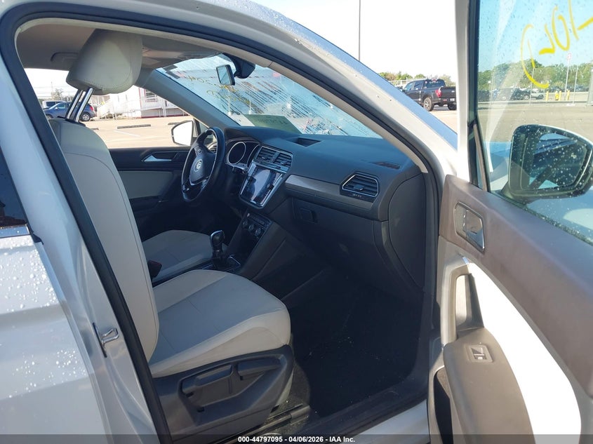 2018 Volkswagen Tiguan 2.0T Se/2.0T Sel