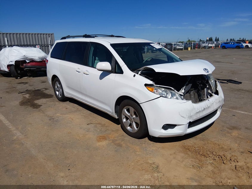 2011 Toyota Sienna Le V6
