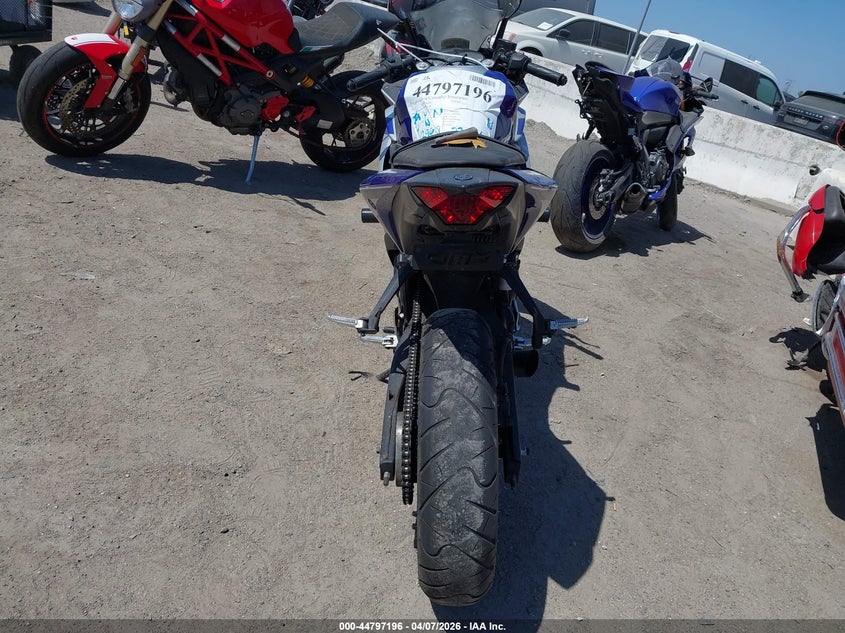 2015 Yamaha Yzfr3 VIN: MH3RH06Y4FK001261 Lot: 44797196
