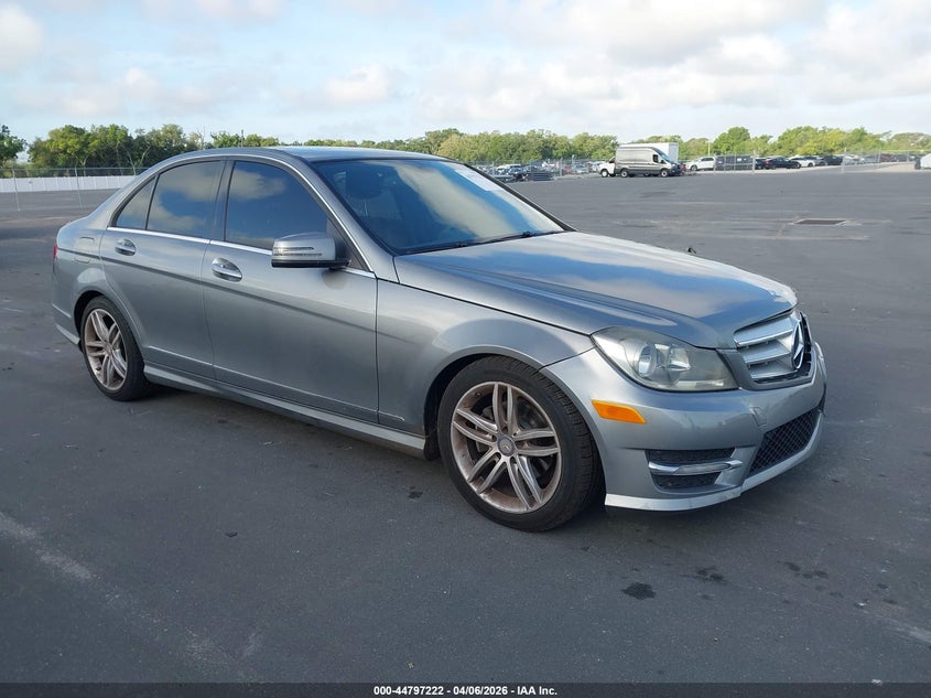 2013 Mercedes-Benz C 250 Sport