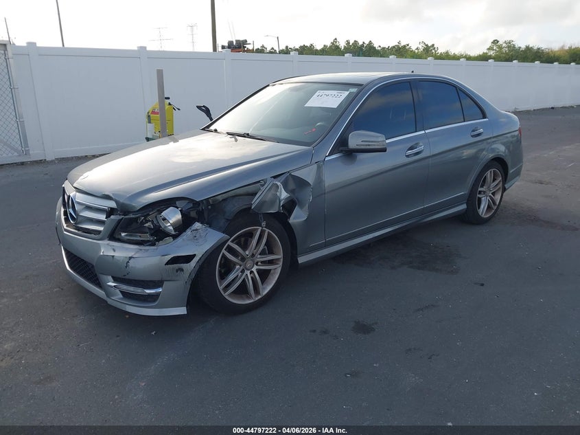2013 Mercedes-Benz C 250 Sport