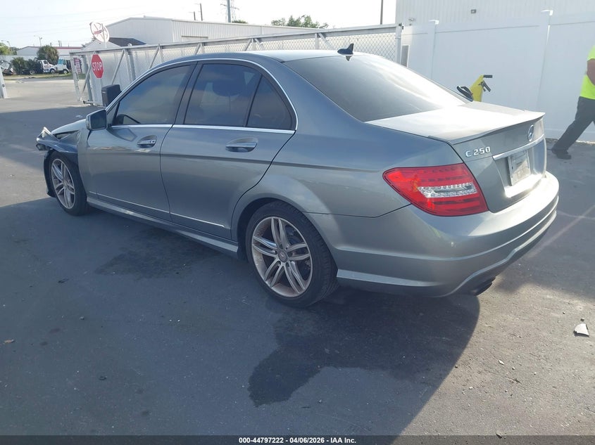 2013 Mercedes-Benz C 250 Sport