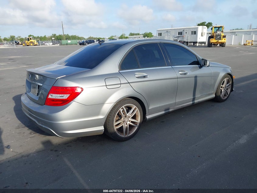 2013 Mercedes-Benz C 250 Sport