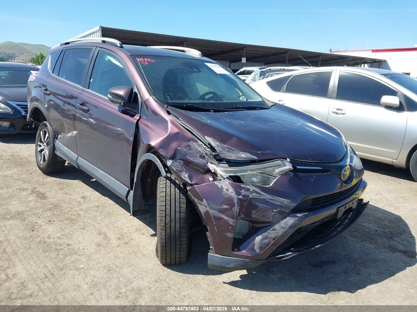 2T3RFREV6HW685157 2017 Toyota Rav4 Xle auction photo 1