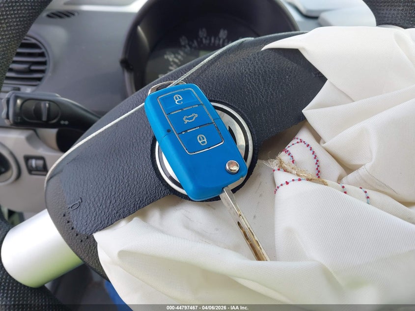 2002 Volkswagen New Beetle Gls VIN: 3VWCB21C22M453013 Lot: 44797467