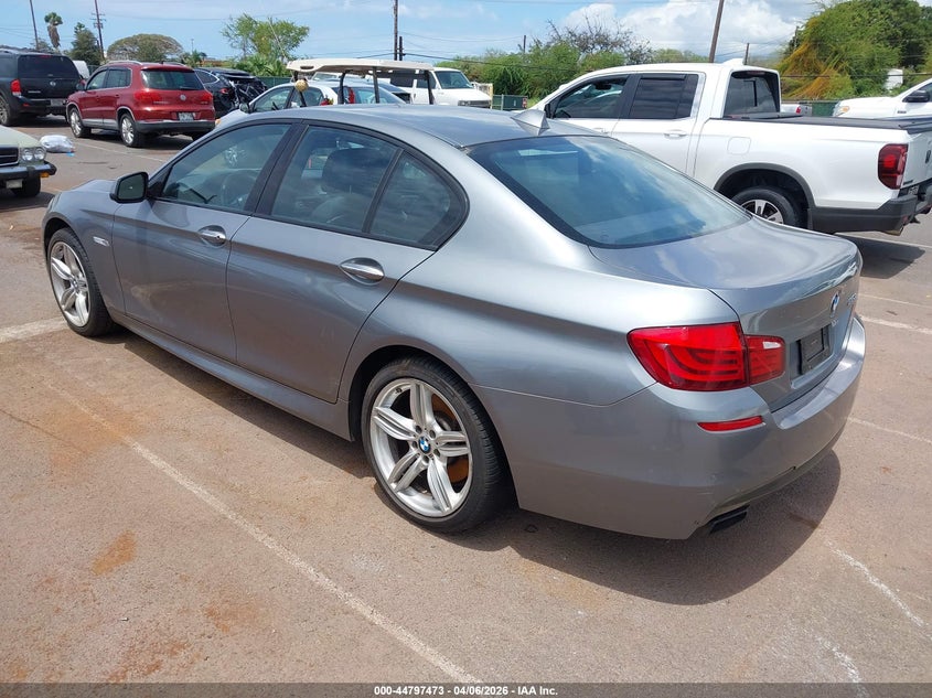 2012 BMW 550I auction photo 3