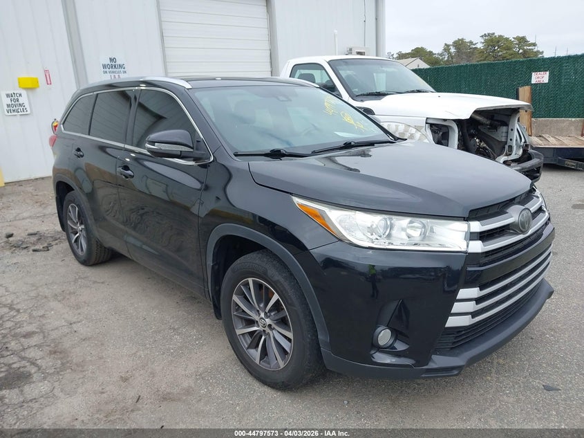 2017 Toyota Highlander Se/Xle