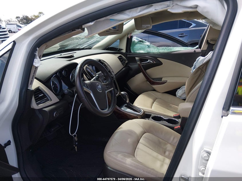 2013 Buick Verano Leather Group