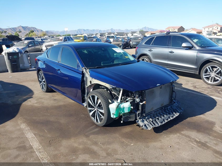 2022 Nissan Altima Sr Fwd