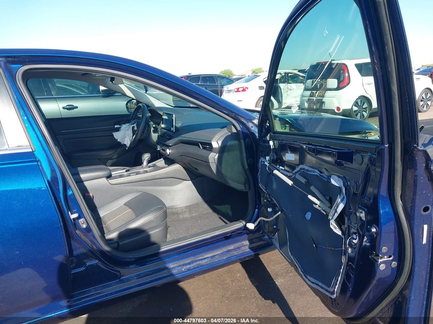 2022 Nissan Altima Sr Fwd