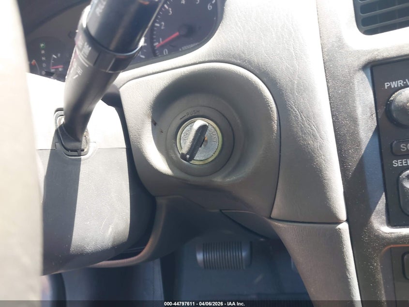 2002 Toyota Camry Solara Se VIN: 2T1CE22P72C002020 Lot: 44797611