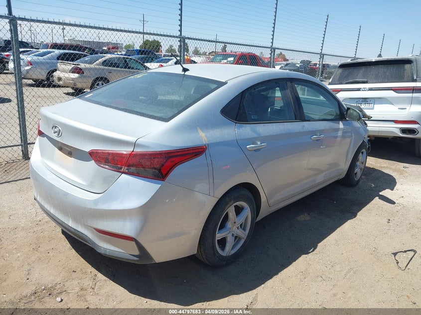 2019 Hyundai Accent 1.6 Se silver Lot 111044797683 Vin 3KPC24A32KE052554