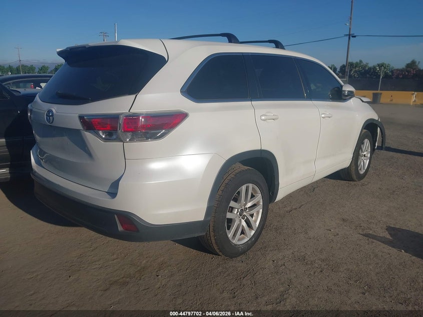 2016 Toyota Highlander Le V6