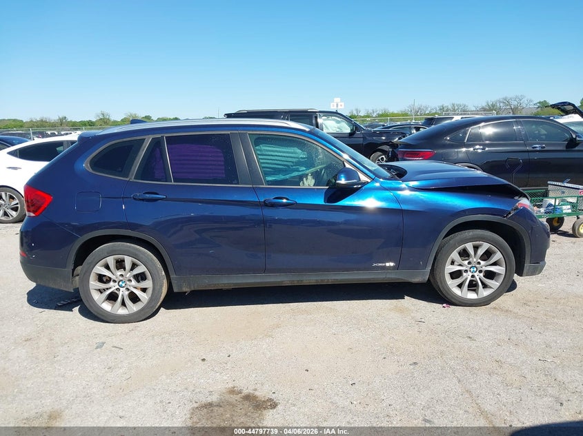 2014 BMW X1 xDrive28I VIN: WBAVL1C54EVY10054 Lot: 44797739