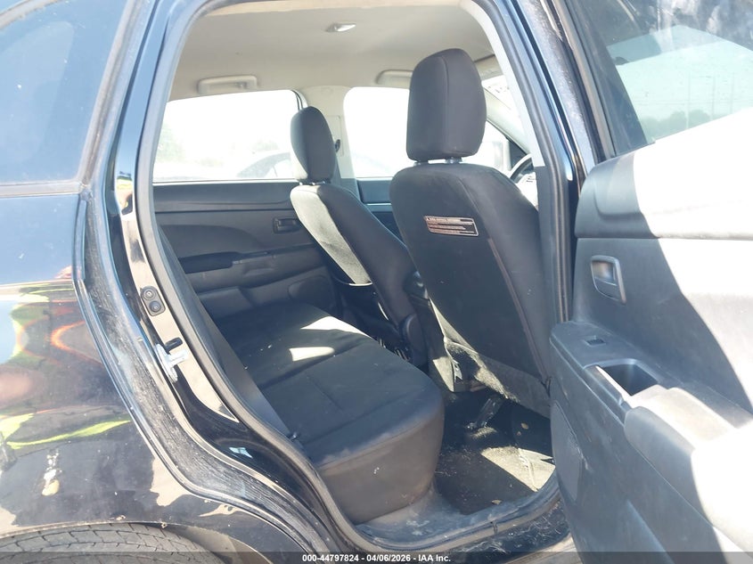 2014 Mitsubishi Outlander Sport Es VIN: 4A4AP3AU2EE012818 Lot: 44797824