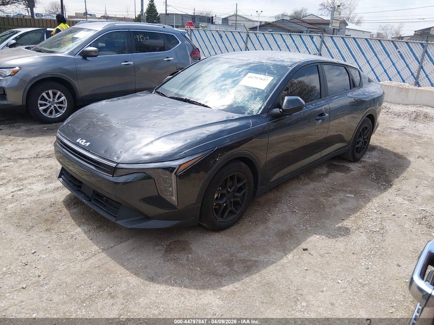 Vin: 3kpft4de7se002692, lot: 45295113, kia k4 lx 20252