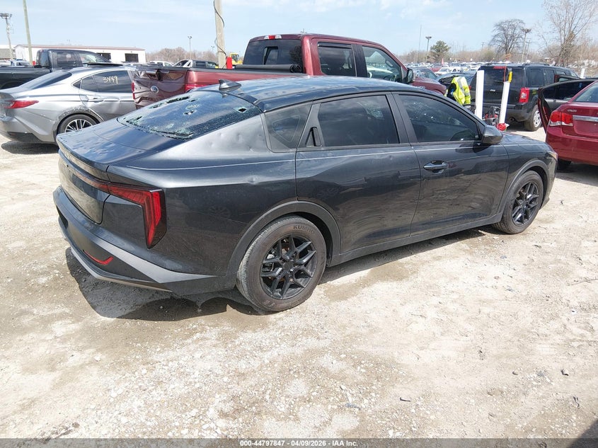 Vin: 3kpft4de7se002692, lot: 45295113, kia k4 lx 20254