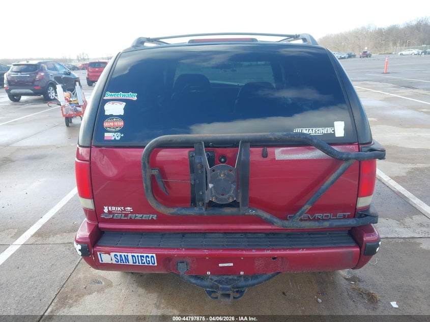 1997 Chevrolet Blazer Lt VIN: 1GNDT13WXV2262934 Lot: 44797875