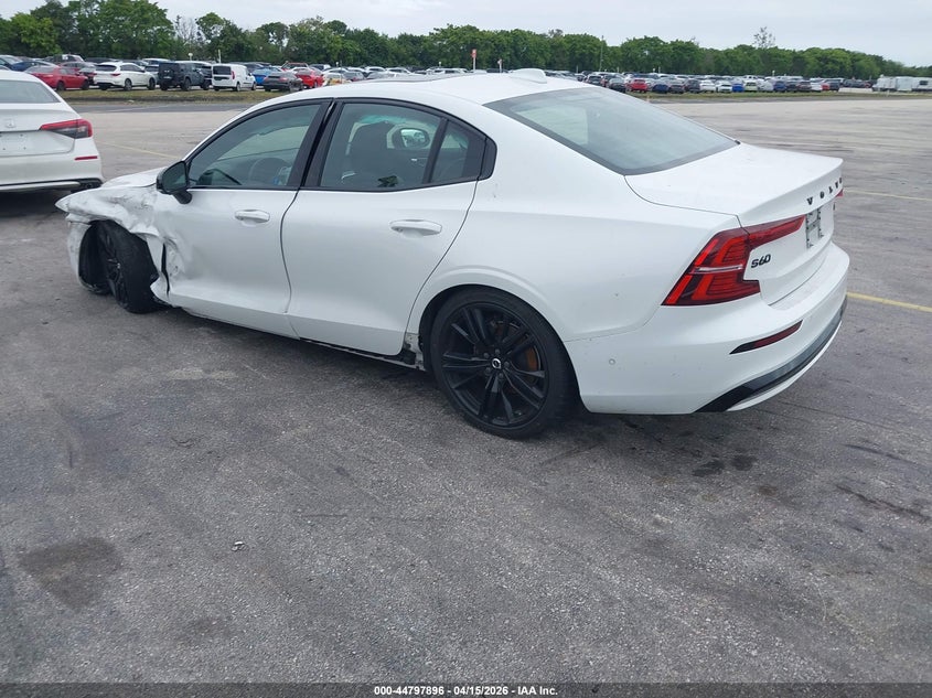 2024 Volvo S60 2.0 B5 Plus Black Edition white Lot 111044797896 Vin 7JRL12TH9RG281907
