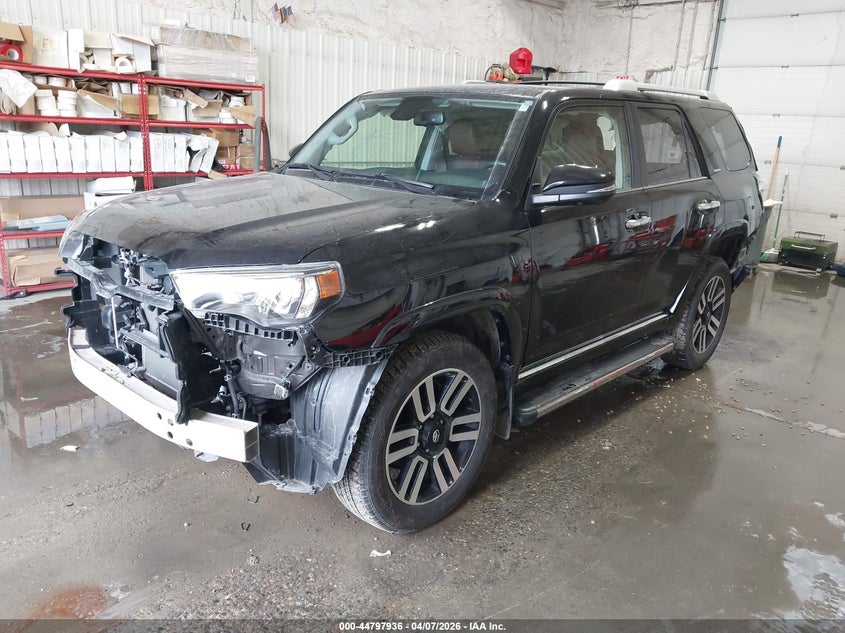 2024 TOYOTA 4RUNNER auction photo 2