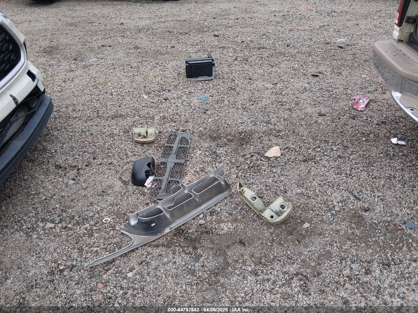 1998 Ford Explorer Eddie Bauer/Limited/Xl/Xlt VIN: 1FMZU34E1WZA69217 Lot: 44797942