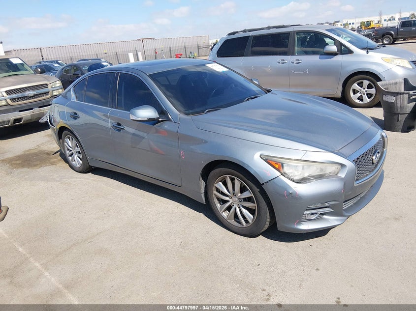 2014 Infiniti Q50 Premium