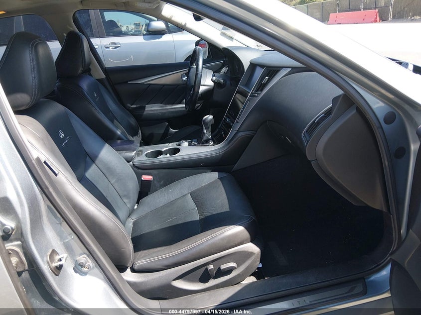 2014 Infiniti Q50 Premium