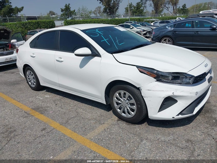 2023 Kia Forte Lx