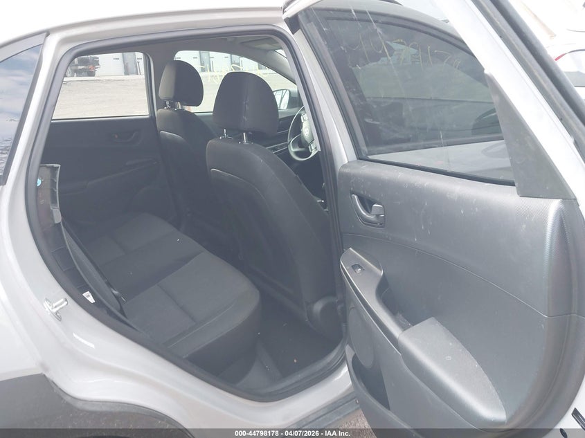 VIN KM8K6CAB8PU977958 2023 HYUNDAI KONA SEL