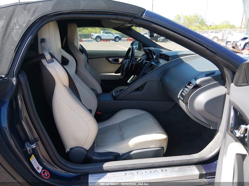 2014 JAGUAR F-TYPE auction photo 5