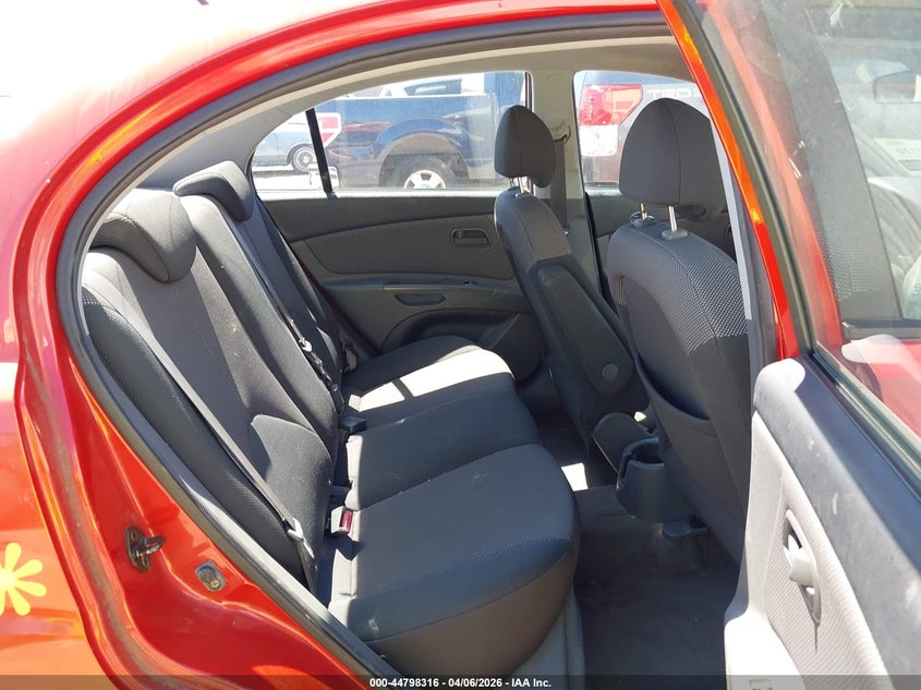 2006 Kia Rio Lx VIN: KNADE123266067640 Lot: 44798316