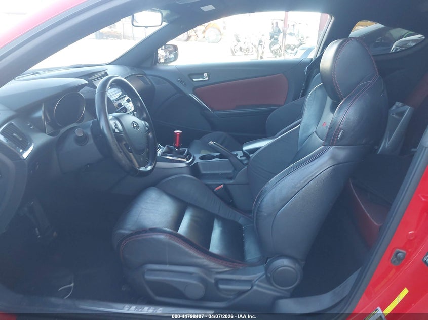 2013 Hyundai Genesis 2.0T R-Spec