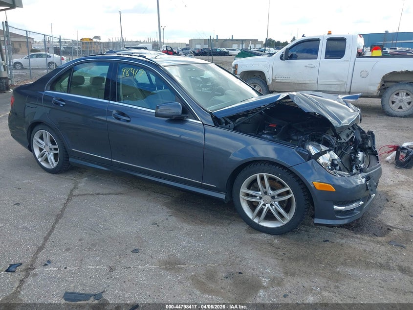 2013 Mercedes-Benz C 250 Sport