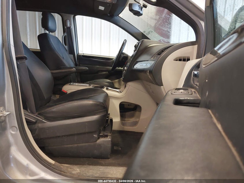 2017 Dodge Grand Caravan - widok 5