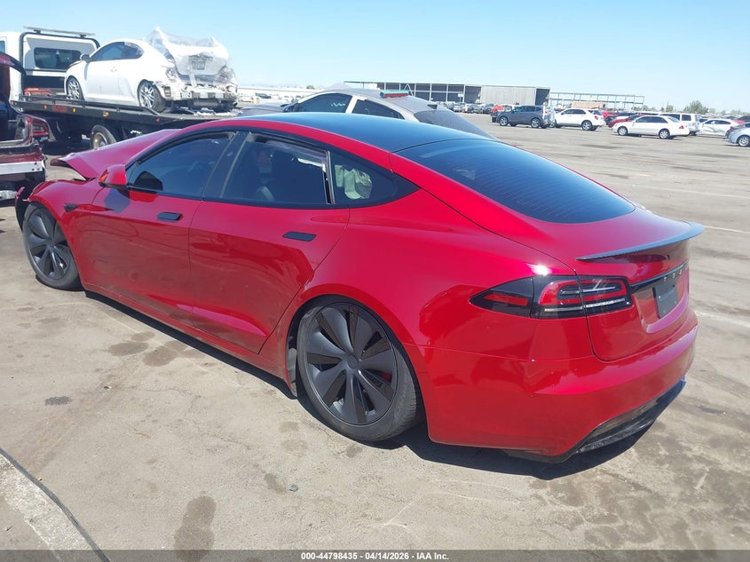 Vin: 5yjsa1e69pf530777, lot: 45295701, tesla model s plaid tri motor all-wheel drive 20233